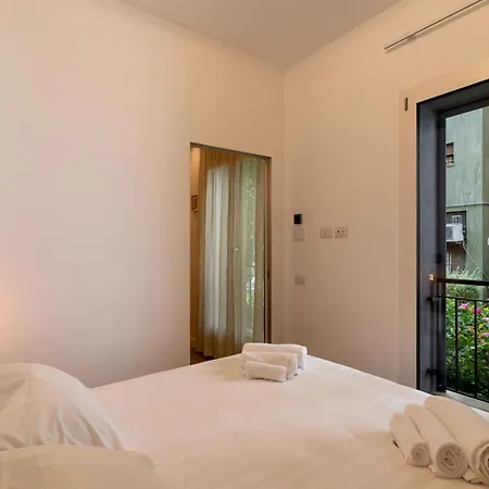 Apartamento Bilocale Moderno Con Parcheggio E Self Check-in Fiera & Citylife