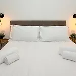 Apartman Garden View With Parking - Teodorico *