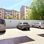 Garden View With Parking - Teodorico Apartman Milánó