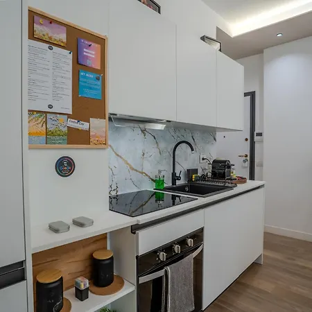 Bilocale Moderno Con Parcheggio E Self Check-in Fiera & Citylife * Milano